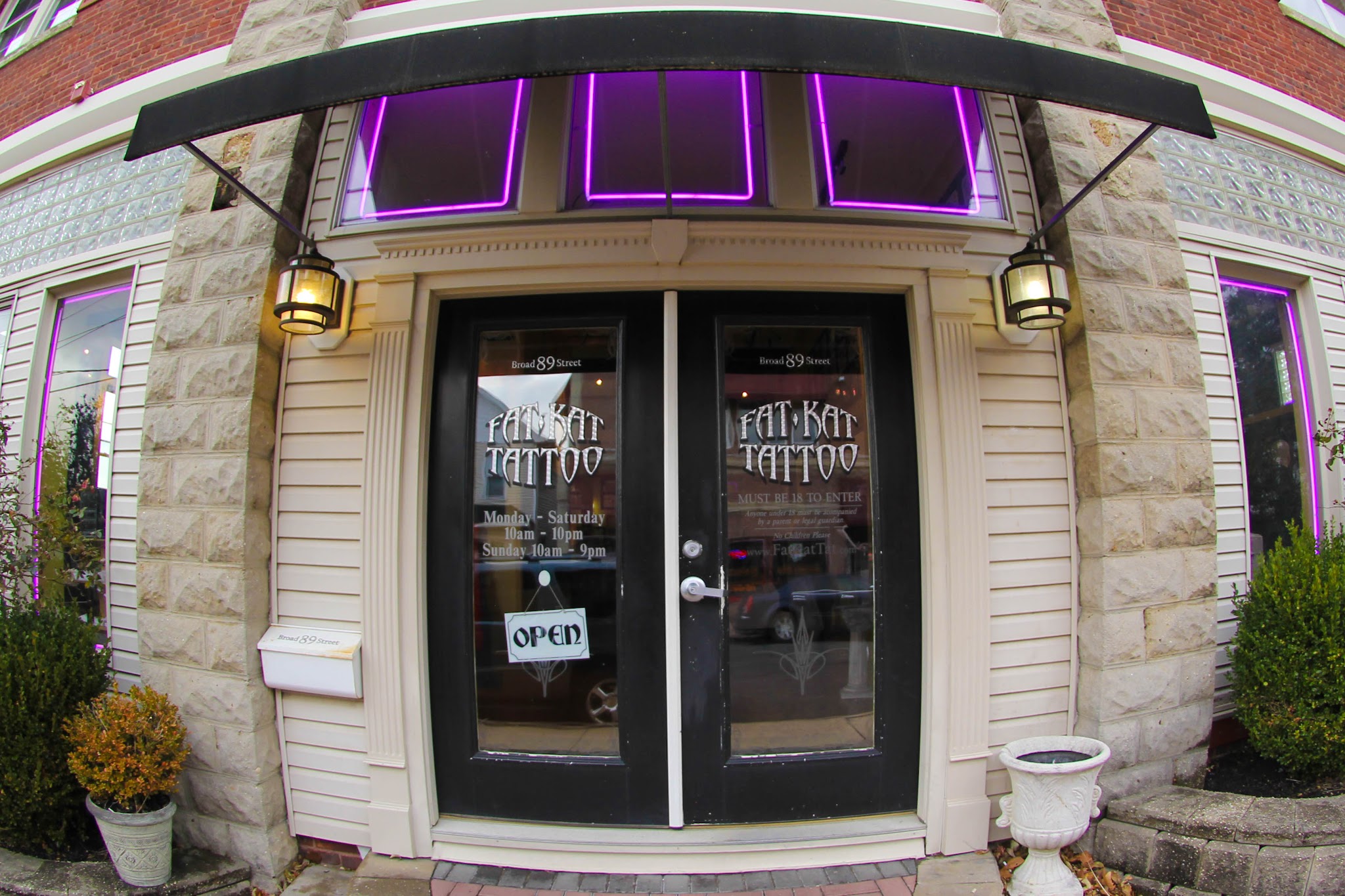 Fat Kat Tattoo - Local Beauty Salons